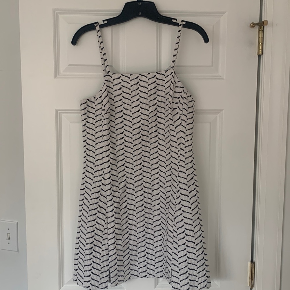 Black and white AYR textured dress size 6